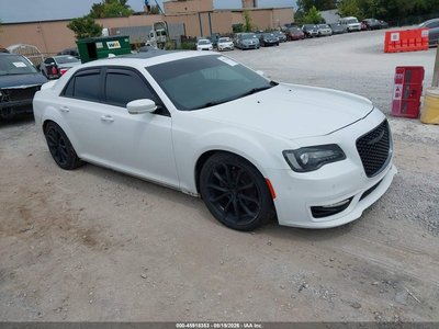 2018 Chrysler 300