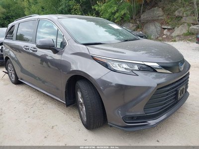 2023 Toyota Sienna