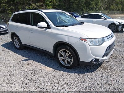 2015 Mitsubishi Outlander