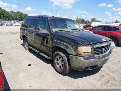 2000 Cadillac Escalade