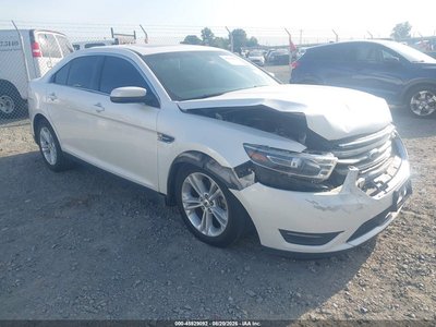 2015 Ford Taurus