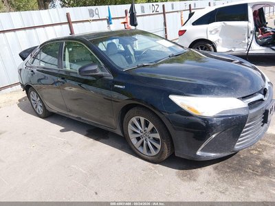 2016 Toyota Camry Hybrid