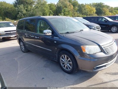 2014 Chrysler Town & Country