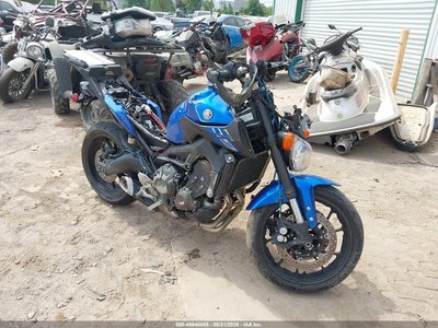 2016 Yamaha FZ-09