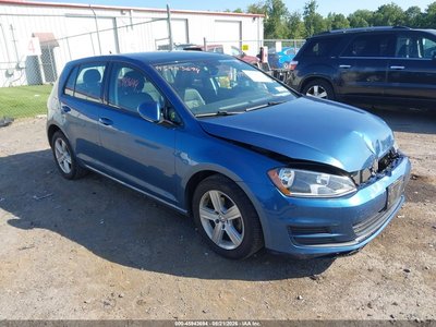 2017 Volkswagen Golf