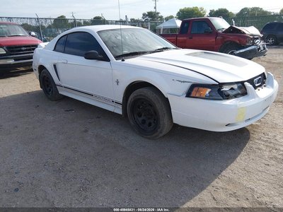 2000 Ford Mustang