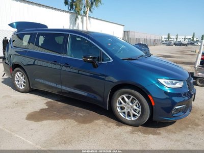 2025 Chrysler Pacifica