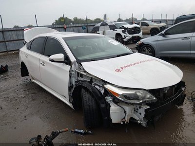2013 Toyota Avalon Hybrid
