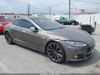 2015 Tesla Model S