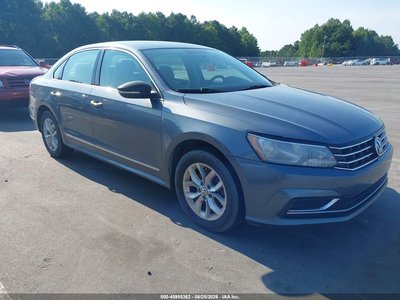 2016 Volkswagen Passat