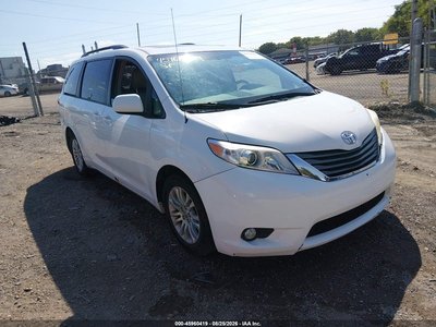 2013 Toyota Sienna