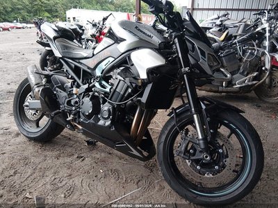 2025 Kawasaki Zr900