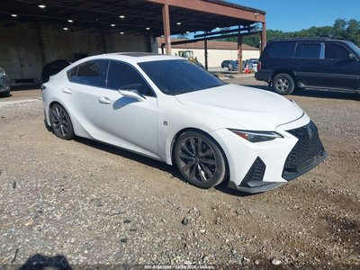 2022 Lexus IS