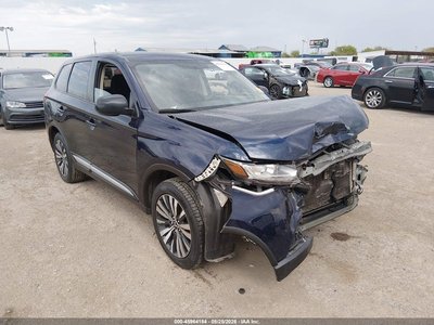 2020 Mitsubishi Outlander