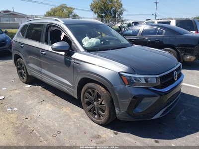 2022 Volkswagen Taos