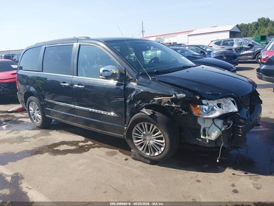 2015 Chrysler Town & Country