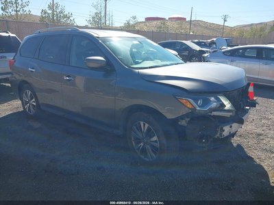 2020 Nissan Pathfinder