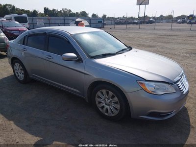 2013 Chrysler 200