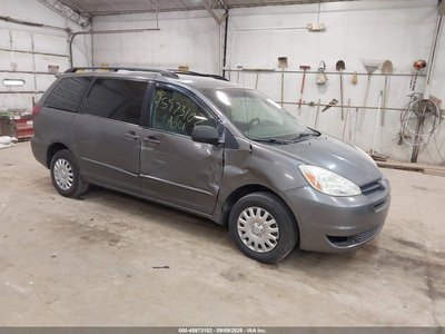 2004 Toyota Sienna
