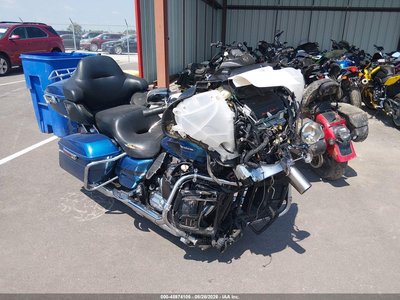 2014 Harley-Davidson FLHTK