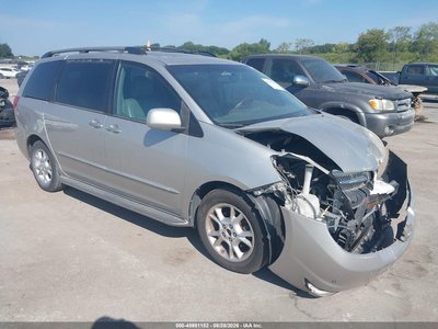 2004 Toyota Sienna