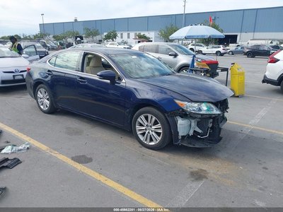 2015 Lexus ES
