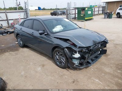 2024 Hyundai Elantra Hybrid