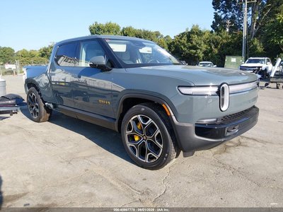 2026 Rivian R1T