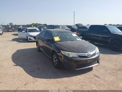 2013 Toyota Camry Hybrid
