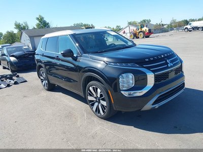 2025 Mitsubishi Outlander