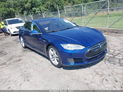 2015 Tesla Model S