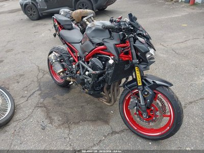 2021 Kawasaki Zr900