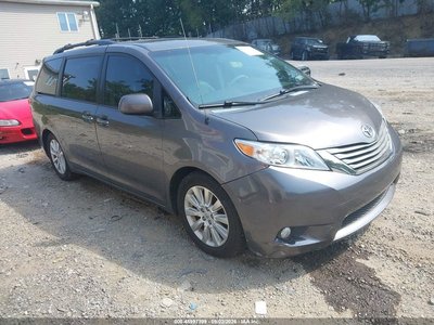 2014 Toyota Sienna