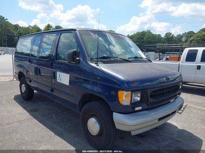2001 Ford E-350 Super Duty