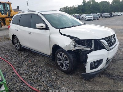 2017 Nissan Pathfinder