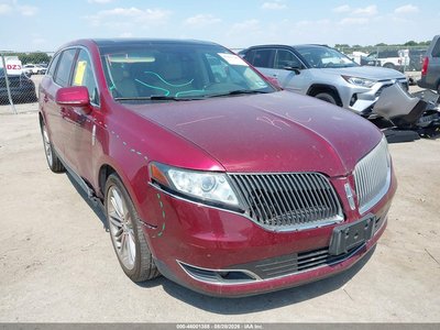 2014 Lincoln MKT