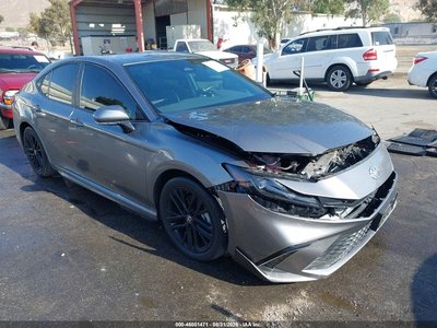 2025 Toyota Camry Hybrid