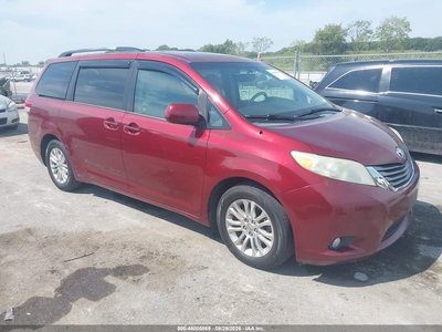 2013 Toyota Sienna