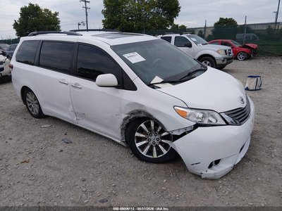 2014 Toyota Sienna
