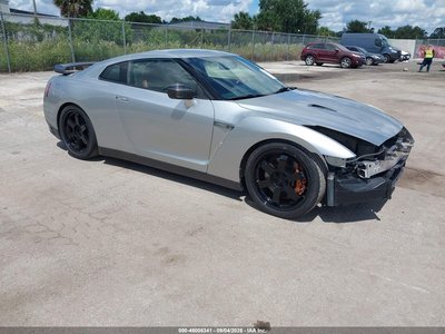 2016 Nissan GT-R