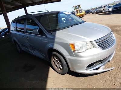 2012 Chrysler Town & Country