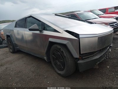 2025 Tesla Cybertruck