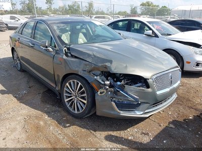 2017 Lincoln MKZ