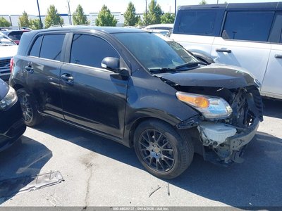 2013 Scion xD