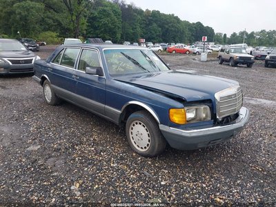 1986 Mercedes-Benz 400 Series