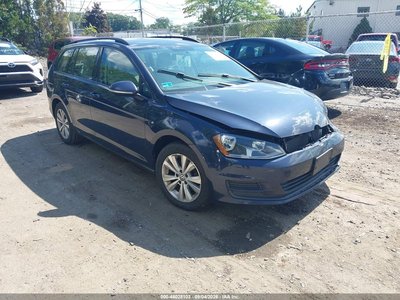 2017 Volkswagen Golf SportWagen