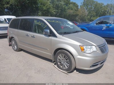 2015 Chrysler Town & Country