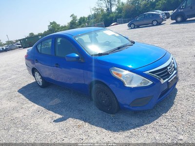 2016 Nissan Versa
