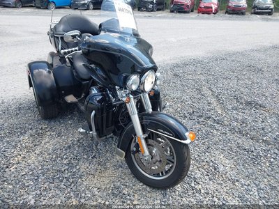 2012 Harley-Davidson FLHTCUTG
