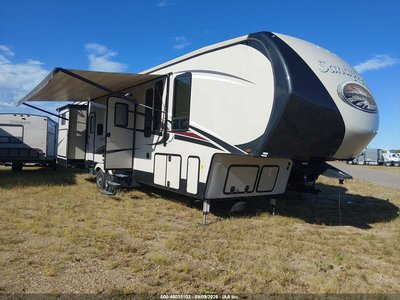 2016 Forest River Sandpiper Towables